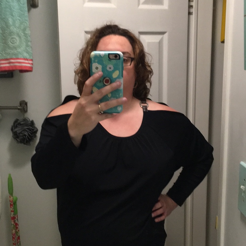 Michael Kors peep shoulder Dolman XL black top